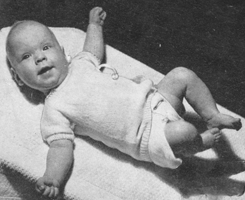 vintage baby knitting pattern from 1940s