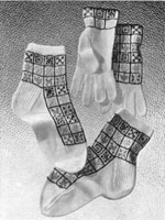 vintage ladies fair isle knitting pattern from 1940s for jumper socks and mittens set