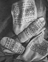 vintage ladies mittens in fair isle 1940s