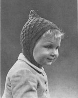 toddlers hood knitting pattern from 1940s