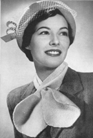 ladies cravate style scarf 1940s