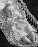 vintage baby dress knitting pattern from 1944 in crochet
