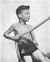 boys vintage knitting pattern for swim trunks with motif 1950s